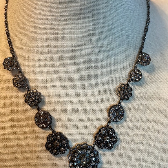 ST Thomas gun metal Rhinestone Necklace. - Picture 5 of 13